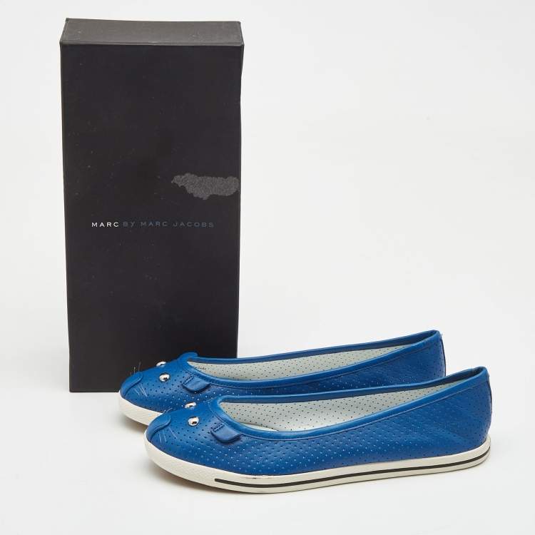 Pre Owned Marc by Marc Jacobs Blue Perforated Leather Mouse Ballet Flats Size 38