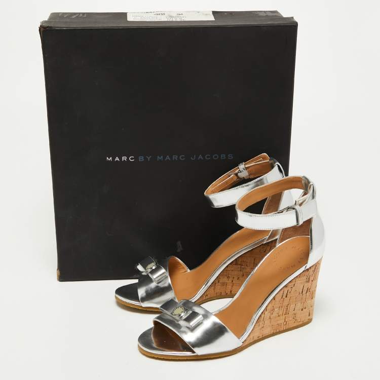 Pre Owned Marc By Marc Jacobs Silver Leather Wedge Sandals Size 36.5