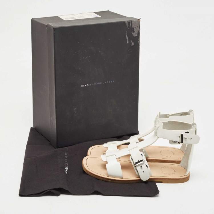 Pre Owned Marc by Marc Jacobs White Leather Ankle Strap Sandals Size 35