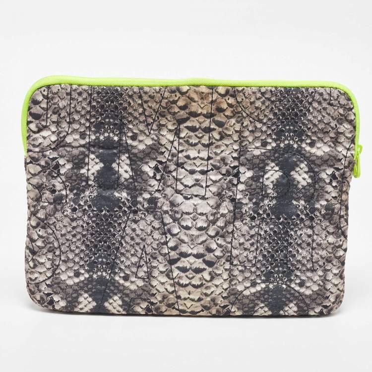 Pre Owned Marc by Marc Jacobs Grey Nylon Snakeskin Printed Laptop Case