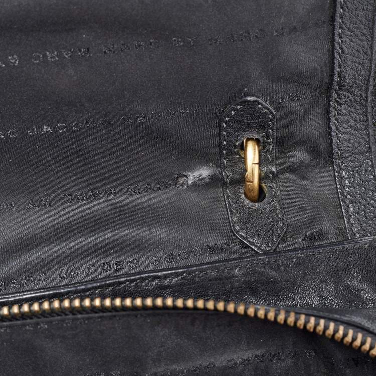 Pre Owned Marc by Marc Jacobs Black Leather Flipping Out Top Handle Bag