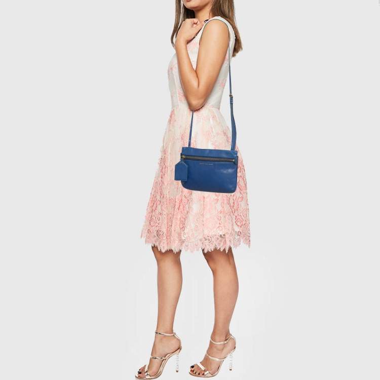 Pre Owned Marc by Marc Jacobs Blue Leather Zip Crossbody Bag