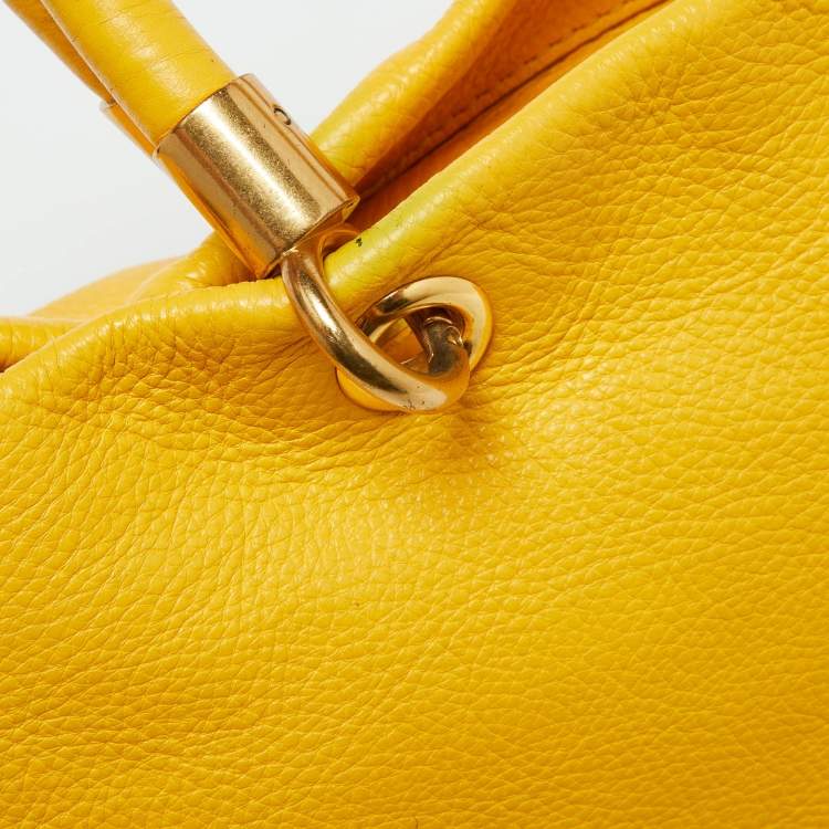 Pre Owned Marc by Marc Jacobs Yellow Leather Too Hot to Handle Tote