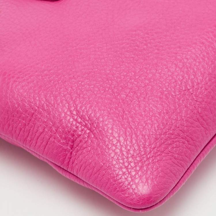 Pre Owned Marc by Marc Jacobs Fuchsia Leather Classic Q Wristlet Clutch