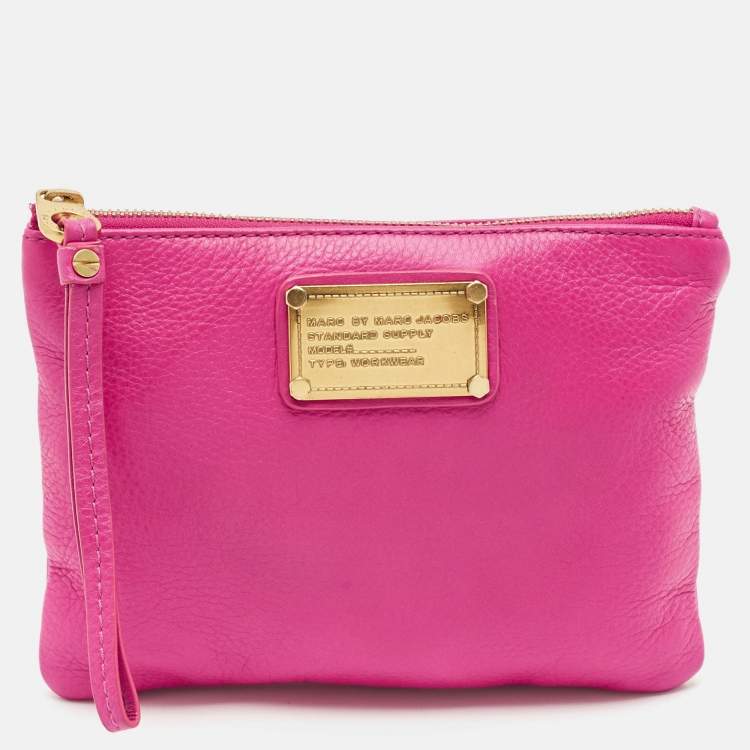Pre Owned Marc by Marc Jacobs Fuchsia Leather Classic Q Wristlet Clutch