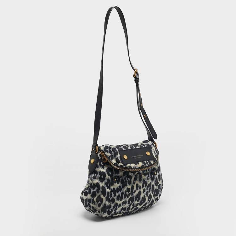 Pre Owned Marc by Marc Jacobs Preppy Natasha Black/White Leopard Print Nylon Crossbody Bag