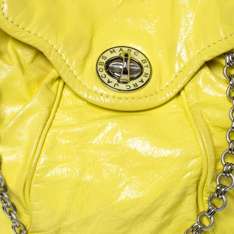 Pre Owned Marc by Marc Jacobs Yellow Patent Leather Turnlock Flap Chain Hobo