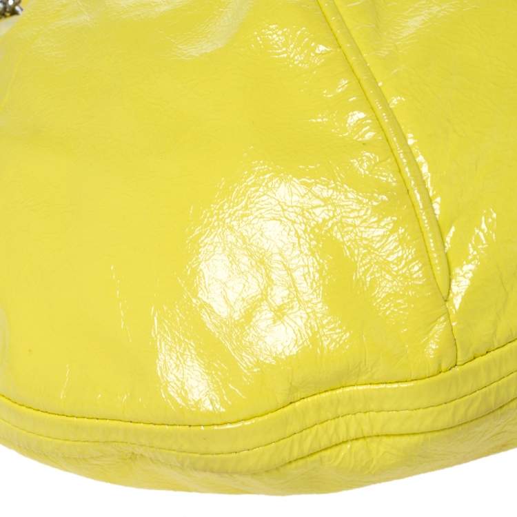 Pre Owned Marc by Marc Jacobs Yellow Patent Leather Turnlock Flap Chain Hobo