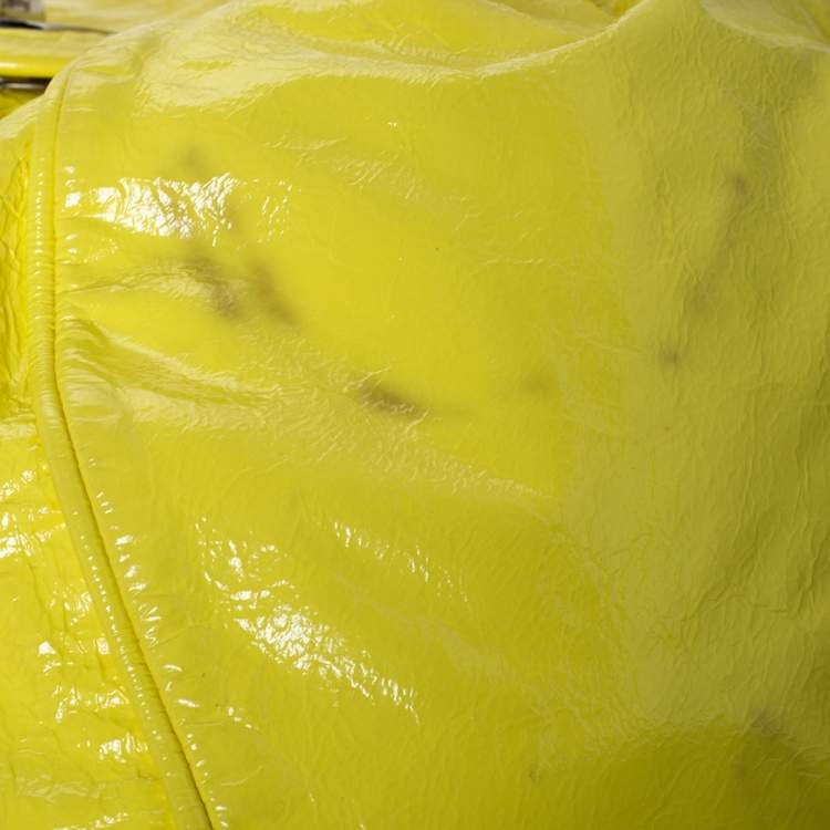 Pre Owned Marc by Marc Jacobs Yellow Patent Leather Turnlock Flap Chain Hobo