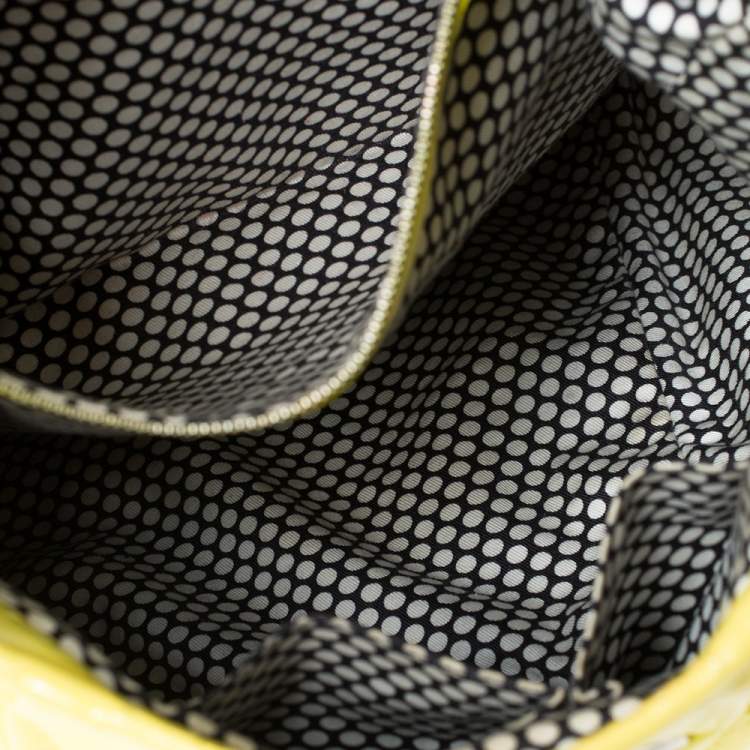 Pre Owned Marc by Marc Jacobs Yellow Patent Leather Turnlock Flap Chain Hobo