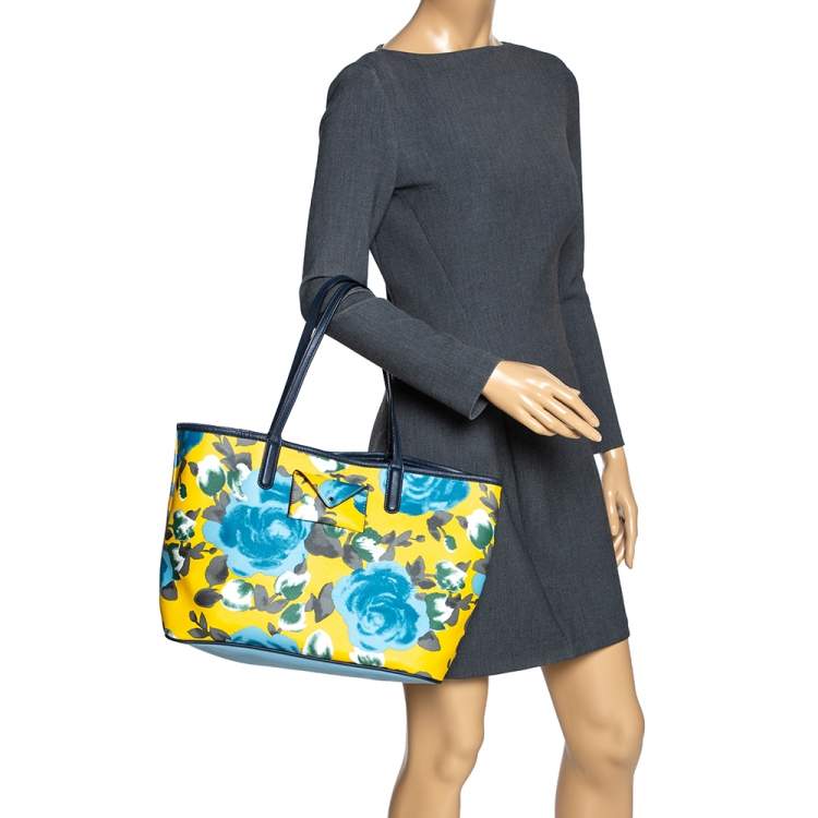 Pre Owned Marc by Marc Jacobs Multicolor Floral Print Coated Canvas Tote