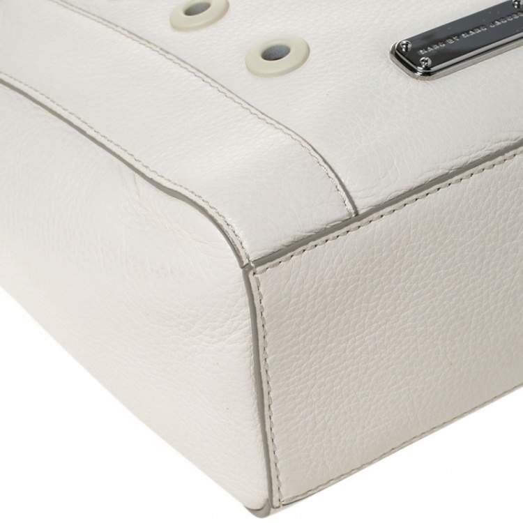 Pre Owned Marc By Marc Jacobs White Leather Eyelet Tote