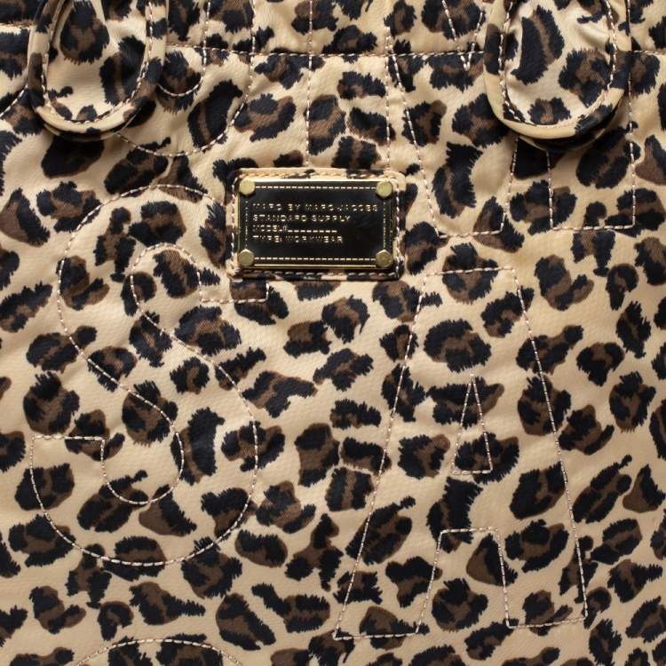 Pre Owned Marc by Marc Jacobs Beige Leopard Print Nylon Medium Pretty Tate 