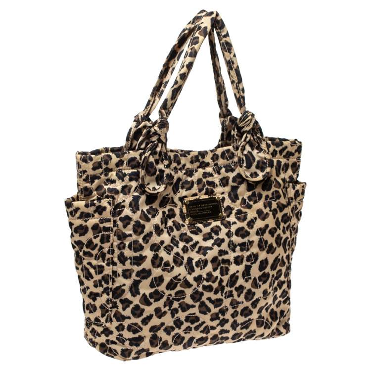 Pre Owned Marc by Marc Jacobs Beige Leopard Print Nylon Medium Pretty Tate 