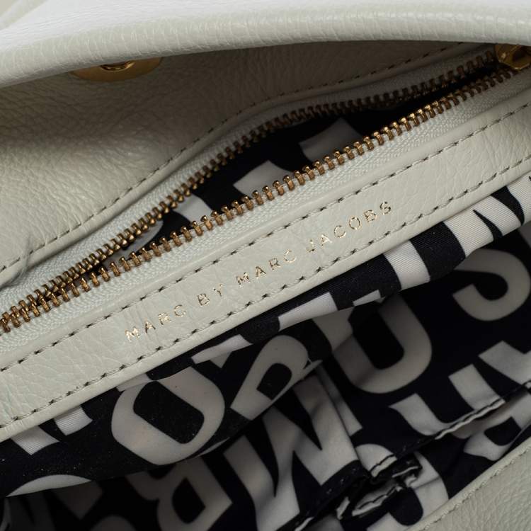 مملوكة مسبقًا Marc by Marc Jacobs Off White Leather New Q Hillier Hobo