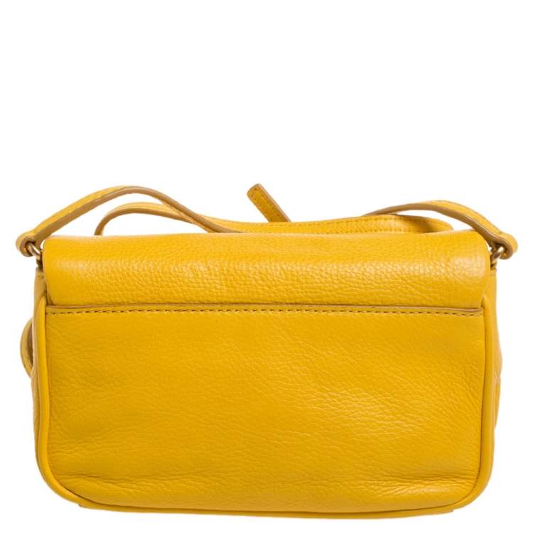 Pre Owned Marc by Marc Jacobs Yellow Leather Too Hot To Handle Sofia Crossbody Bag