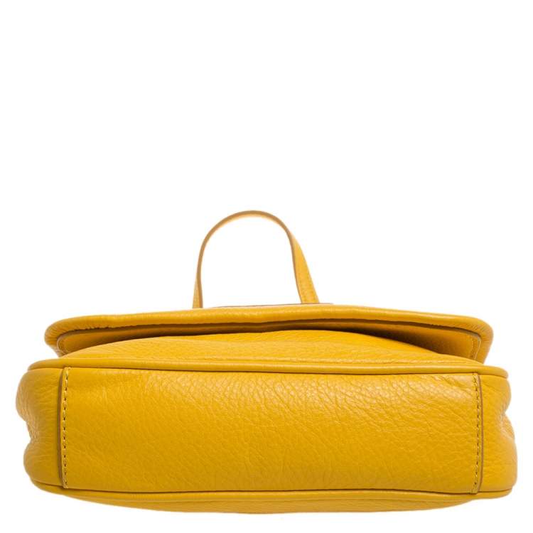 Pre Owned Marc by Marc Jacobs Yellow Leather Too Hot To Handle Sofia Crossbody Bag
