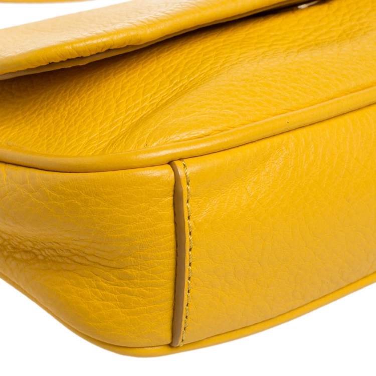 Pre Owned Marc by Marc Jacobs Yellow Leather Too Hot To Handle Sofia Crossbody Bag