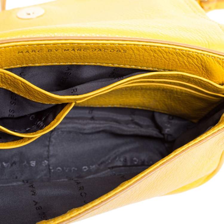 Pre Owned Marc by Marc Jacobs Yellow Leather Too Hot To Handle Sofia Crossbody Bag
