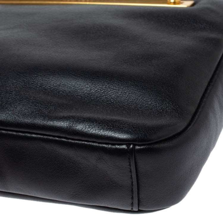 Pre Owned Marc by Marc Jacobs Black Leather Logo Plaque Shoulder Bag