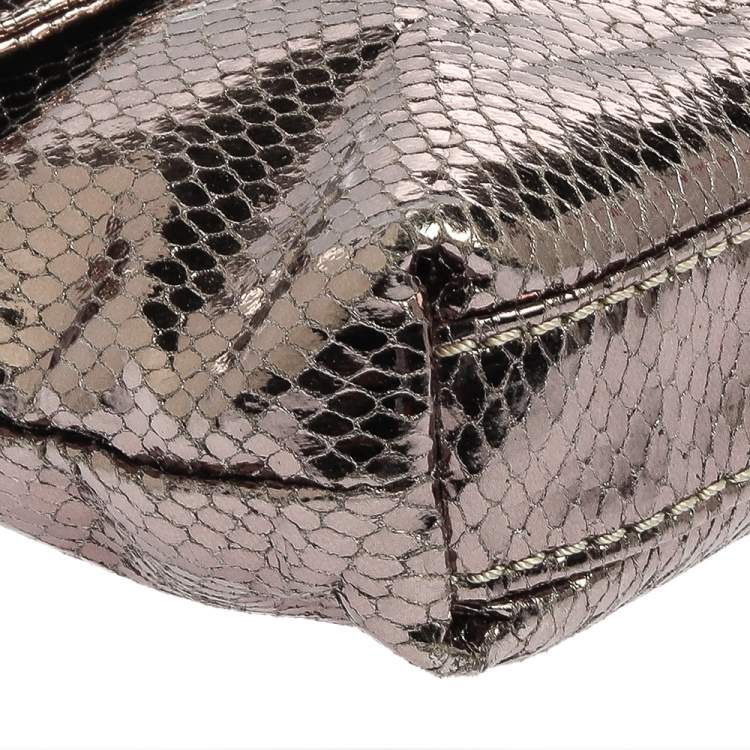 مملوكة مسبقًا Marc by Marc Jacobs Metallic Snakeskin Effect Leather Fold Over Clutch
