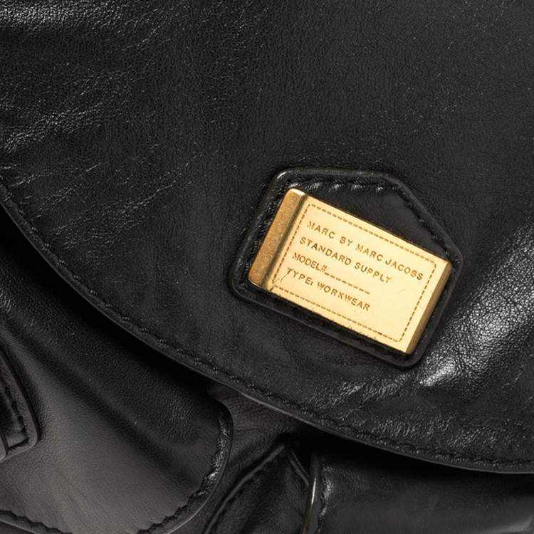 مملوكة مسبقًا Marc by Marc Jacobs Black Leather Double Pocket Crossbody Bag