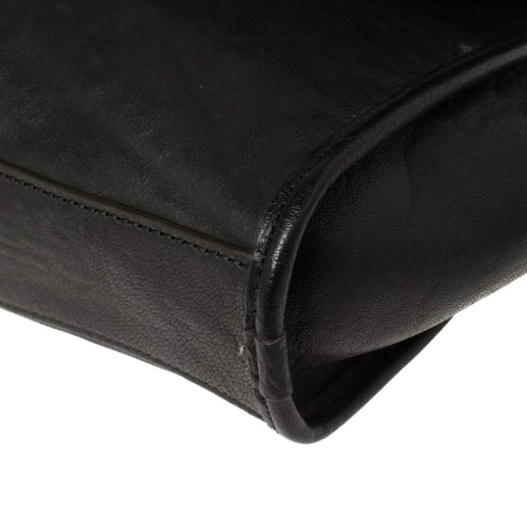 Pre Owned Marc By Marc Jacobs Tri Color Leather Flipping Out Clutch