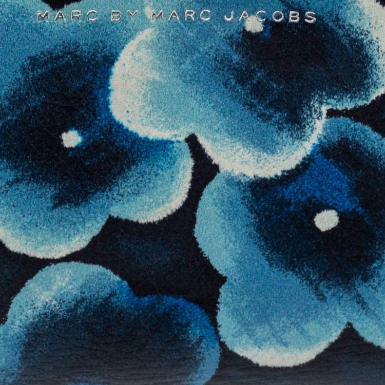 Pre Owned Marc by Marc Jacobs Blue Printed Leather Sophisticato Wingman Wristlet Wallet