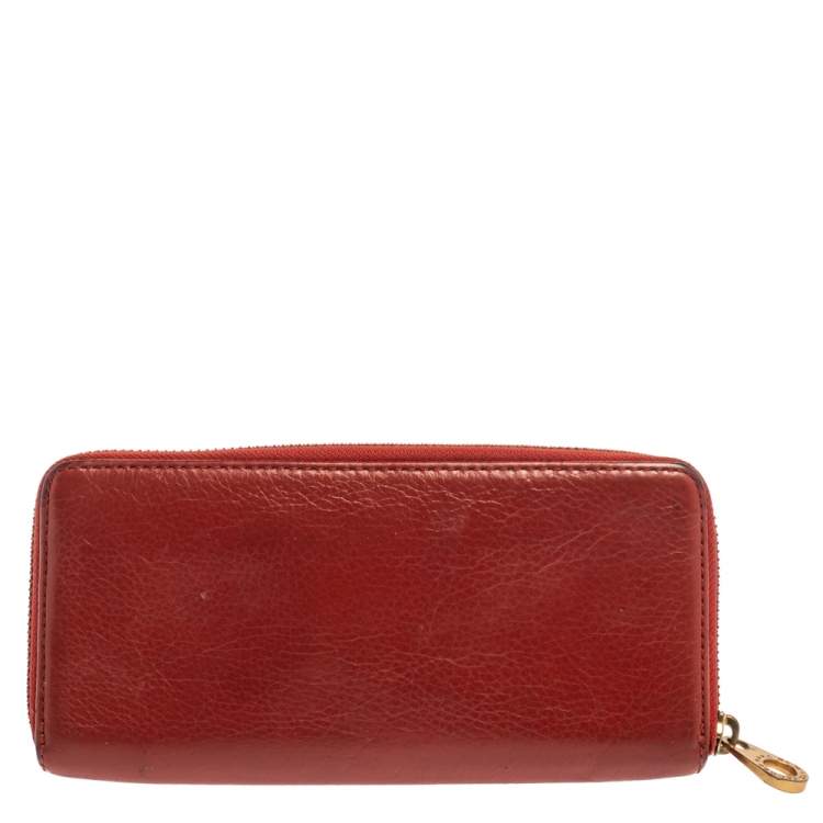 Pre Owned Marc By Marc Jacobs Coral Orange Leather Zip Around Wallet