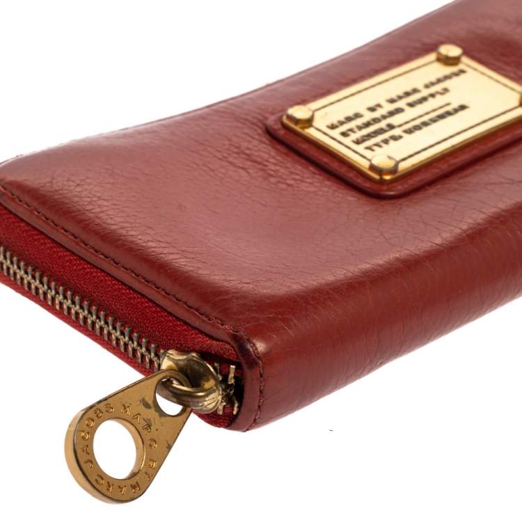 Pre Owned Marc By Marc Jacobs Coral Orange Leather Zip Around Wallet