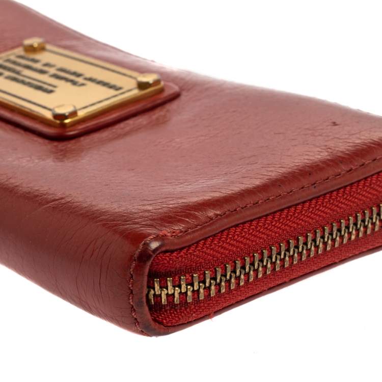 Pre Owned Marc By Marc Jacobs Coral Orange Leather Zip Around Wallet