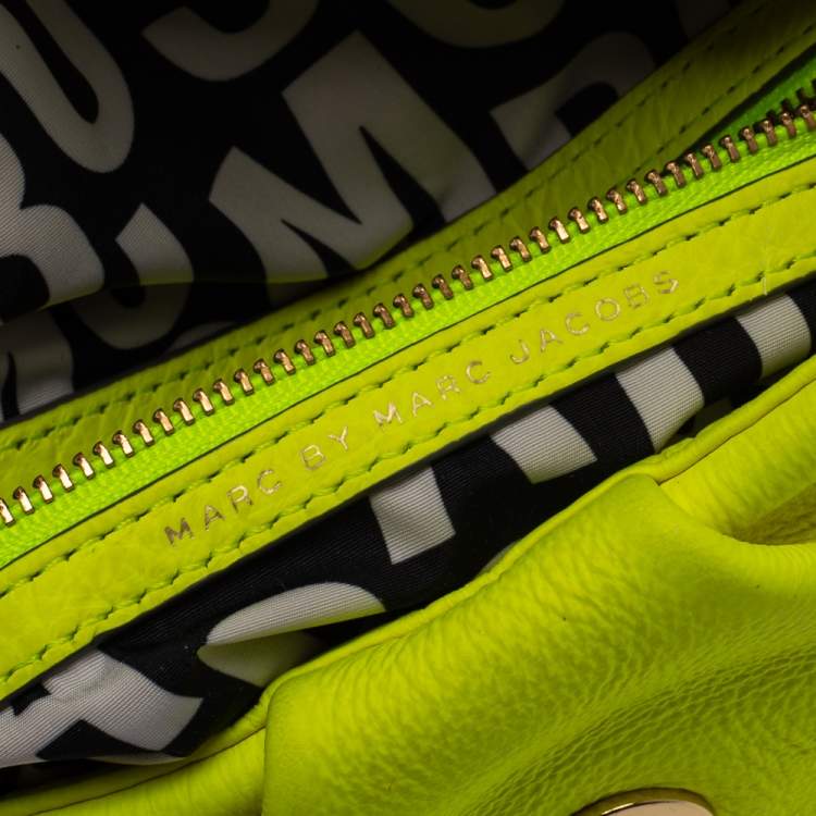 Pre Owned Marc by Marc Jacobs Neon Yellow Leather Classic Q Natasha Crossbody Bag