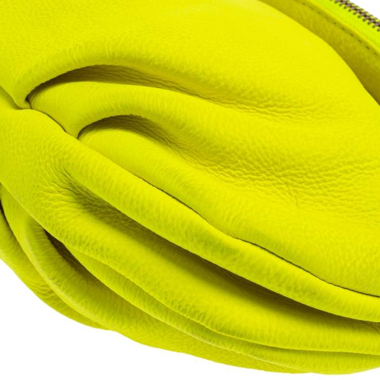 Pre Owned Marc by Marc Jacobs Neon Yellow Leather Classic Q Natasha Crossbody Bag