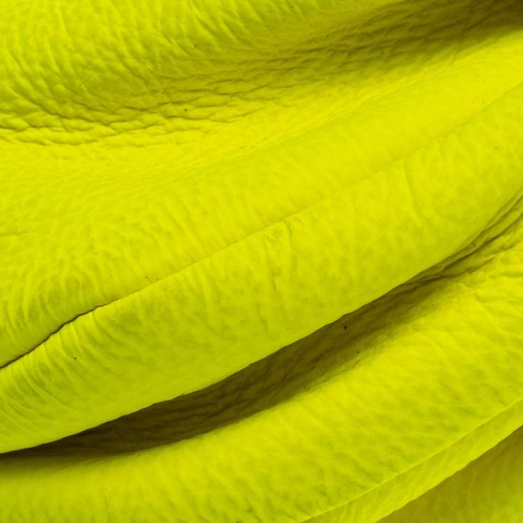 Pre Owned Marc by Marc Jacobs Neon Yellow Leather Classic Q Natasha Crossbody Bag