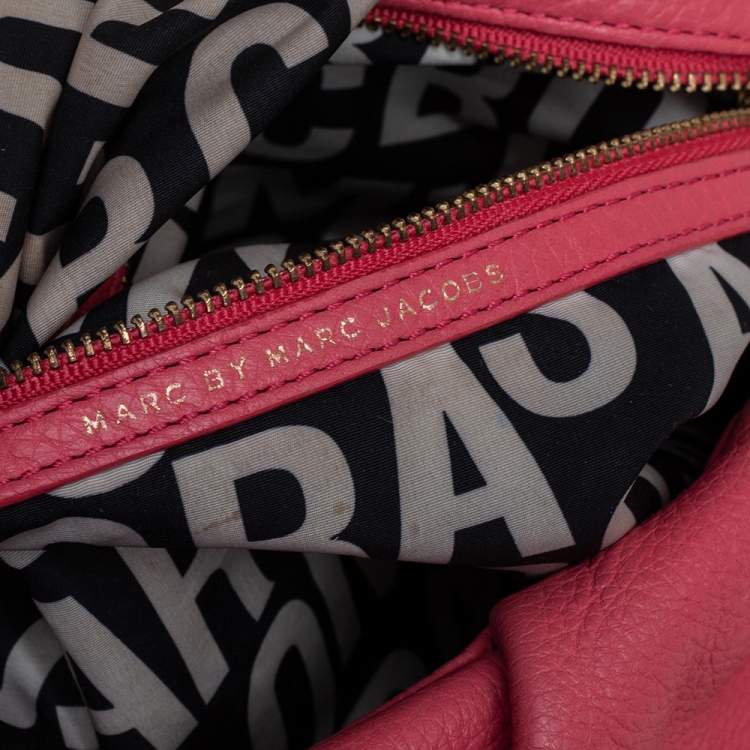 Pre Owned Marc by Marc Jacobs Coral Pink Leather Classic Q Natasha Crossbody Bag