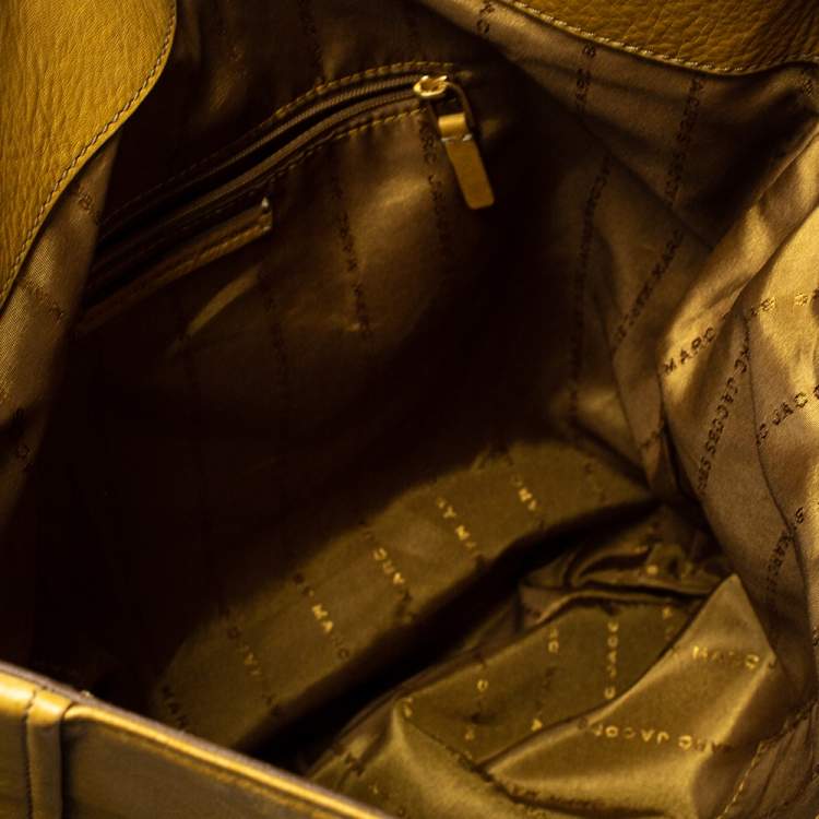 مملوكة مسبقًا Marc by Marc Jacobs Beige Leather Revolution Hobo