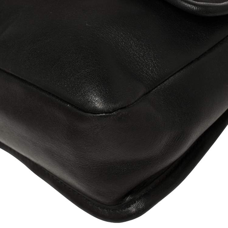 Pre Owned Marc by Marc Jacobs Black Leather Rebel 24 Shoulder Bag