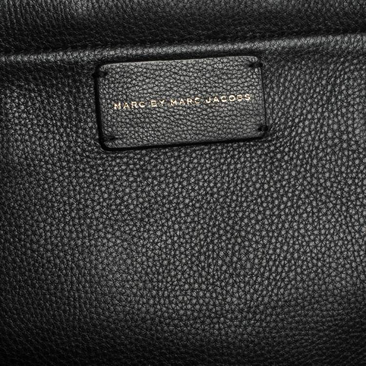 مملوكة مسبقًا Marc by Marc Jacobs Black Leather Can't Clutch
