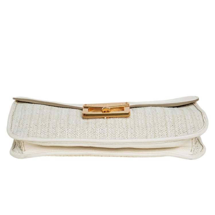 مملوكة مسبقًا Marc By Marc Jacobs White Leather and Straw Flap Clutch