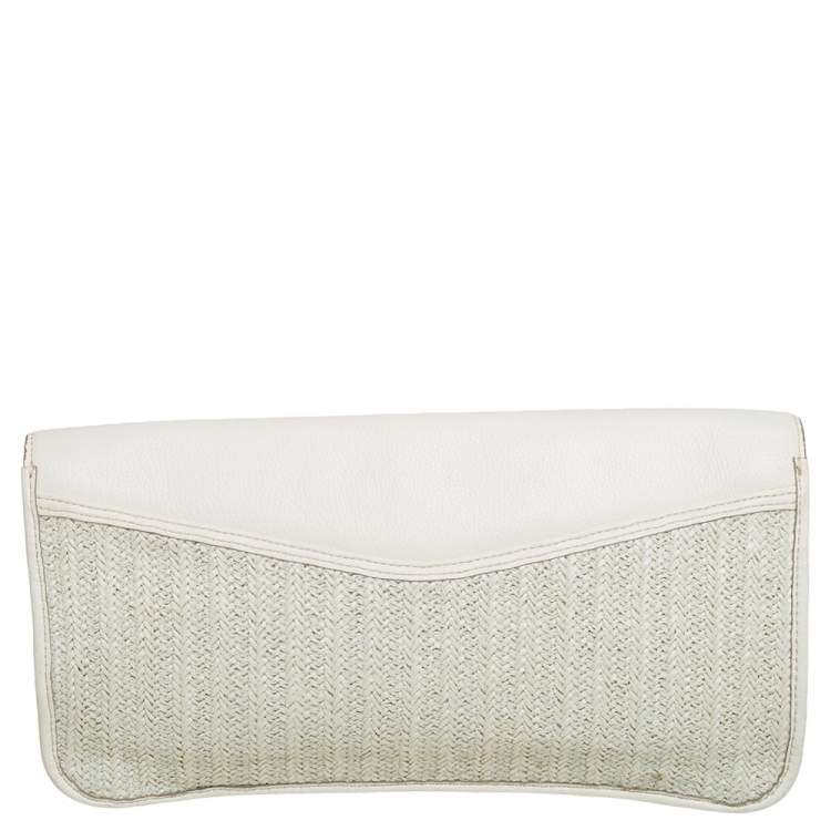 مملوكة مسبقًا Marc By Marc Jacobs White Leather and Straw Flap Clutch
