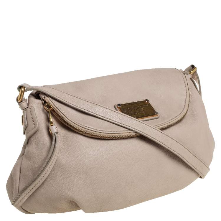 Pre Owned Marc by Marc Jacobs Beige Leather Classic Q Natasha Crossbody Bag