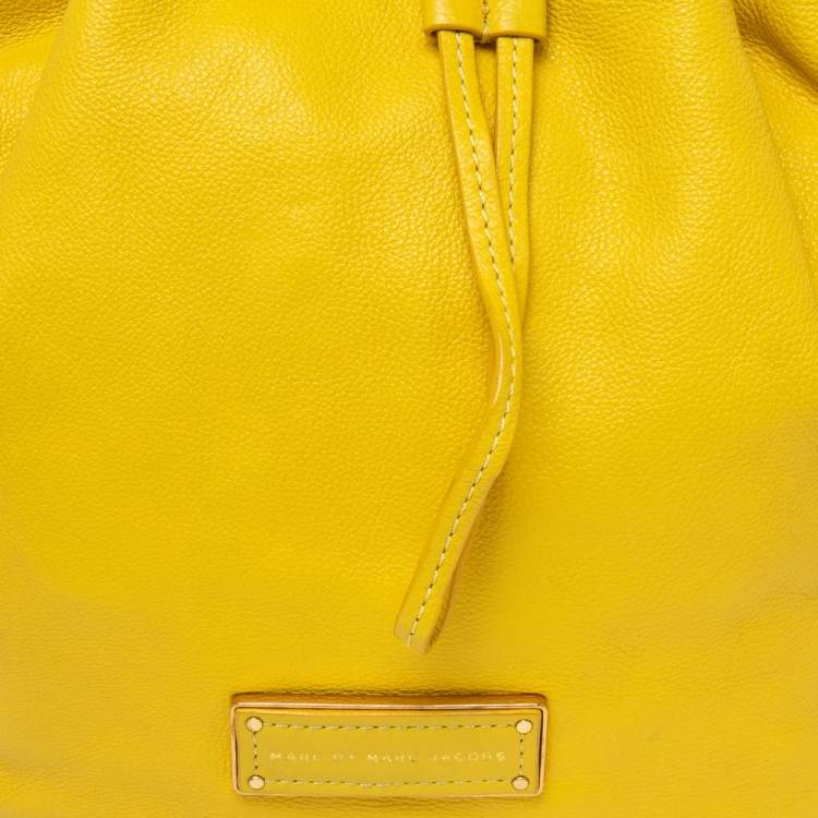 Pre Owned Marc by Marc Jacobs Yellow Leather Too Hot To Handle Drawstring Hobo