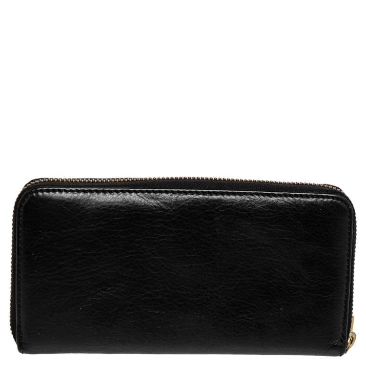 Pre Owned Marc by Marc Jacobs Black Leather Zip Around Wallet