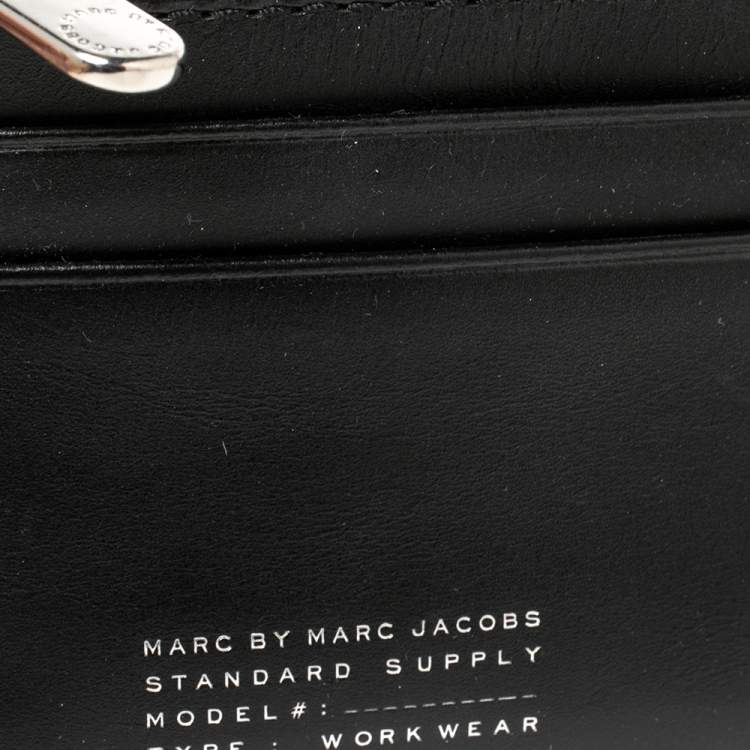 Pre Owned Marc by Marc Jacobs Black Leather Zip Card Holder