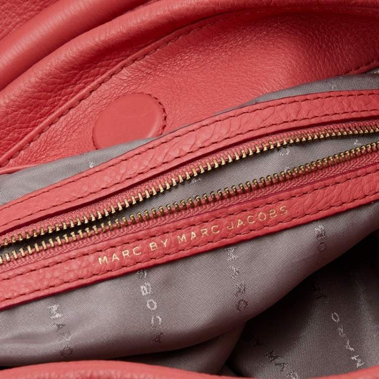 Pre Owned Marc by Marc Jacobs Peach Leather Too Hot To Handle Hobo
