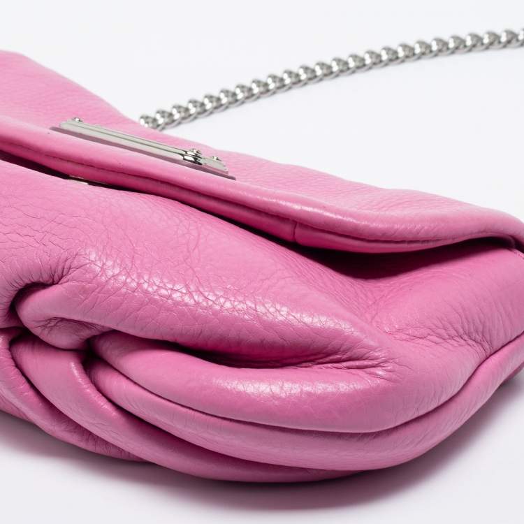 مملوكة مسبقًا Marc by Marc Jacobs Pink Leather Classic Q Karlie Crossbody Bag