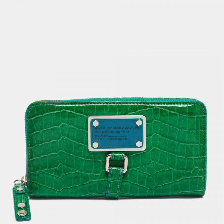 Marc by Marc Jacobs Green Croc Embossed Patent Leather Zip Around ...