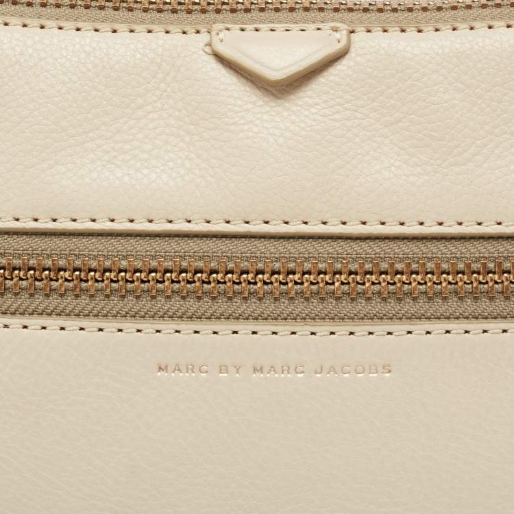 Pre Owned Marc by Marc Jacobs Beige Leather Zip Clutch
