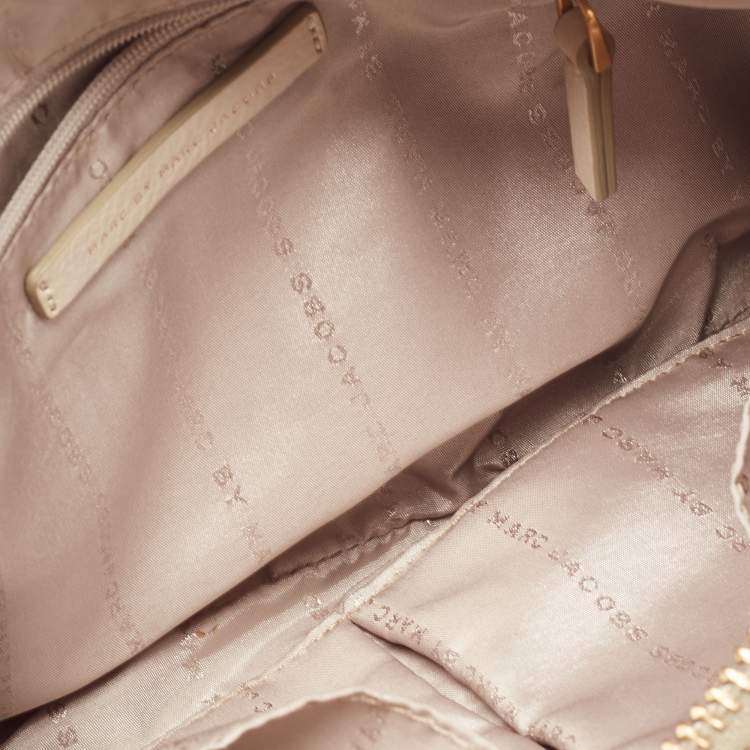 Pre Owned Marc by Marc Jacobs Beige Leather Zip Clutch