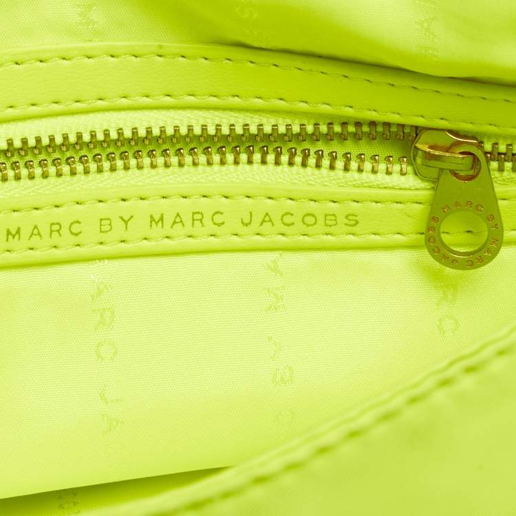 Pre Owned Marc by Marc Jacobs Neon Green Nylon Preppy Natasha Crossbody Bag